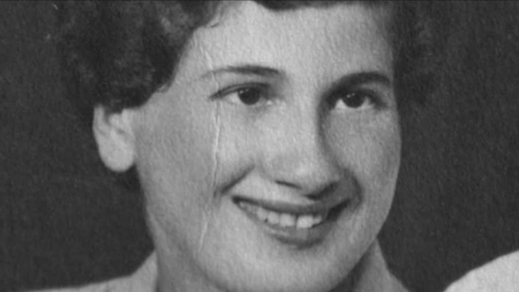 Touched by Auschwitz : Halina Birenbaum (jong) - (c) LR History LTD