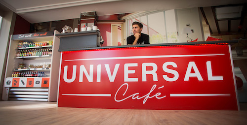 Universal Café 3