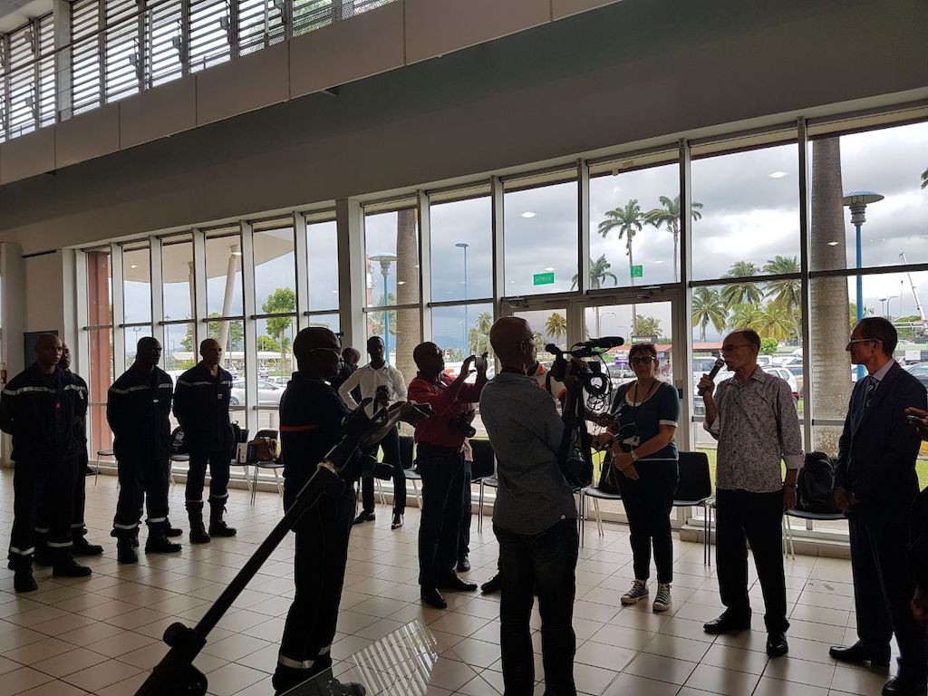 Territorial Authority of Martinique President Alfred Marie-Jeanne congratulates firemen on their impending mission to Saint Martin.