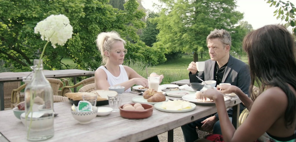 Eline De Munck, Élodie Ouédraogo en Bart Peeters<br/>Weg zijn wij (c) VRT