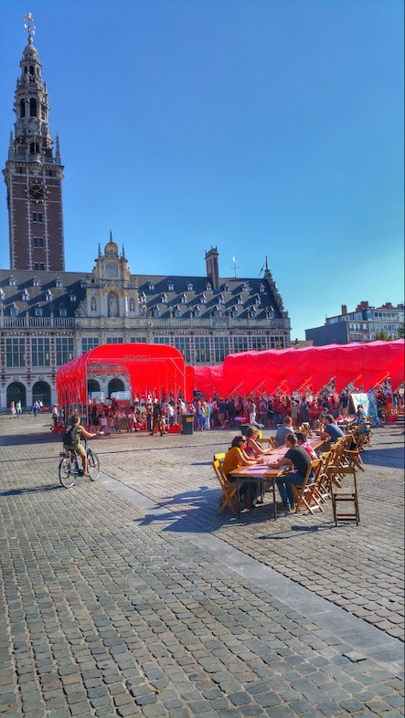 Feestelijke start 500 jaar Utopia met de YOUtops@Ladeuzeplein