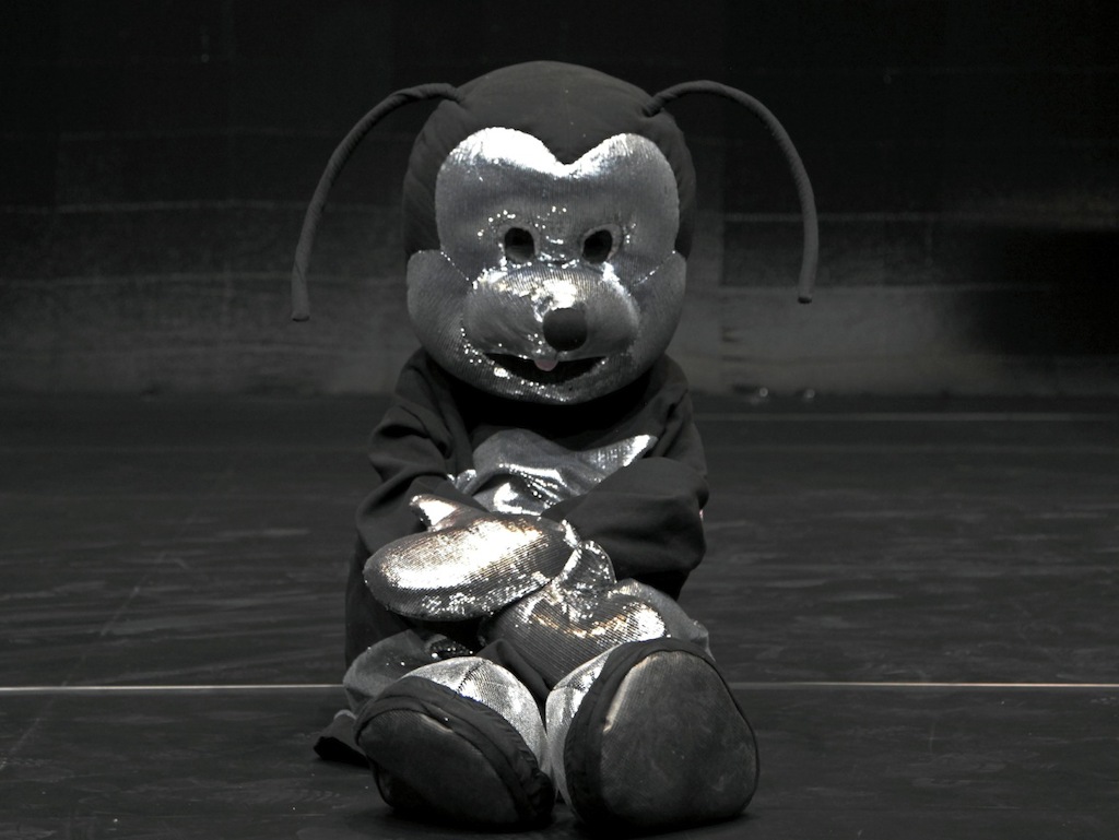 Kris Verdonck / A Two Dogs Company - Untitled - 18/02 - © A Two Dogs Company
