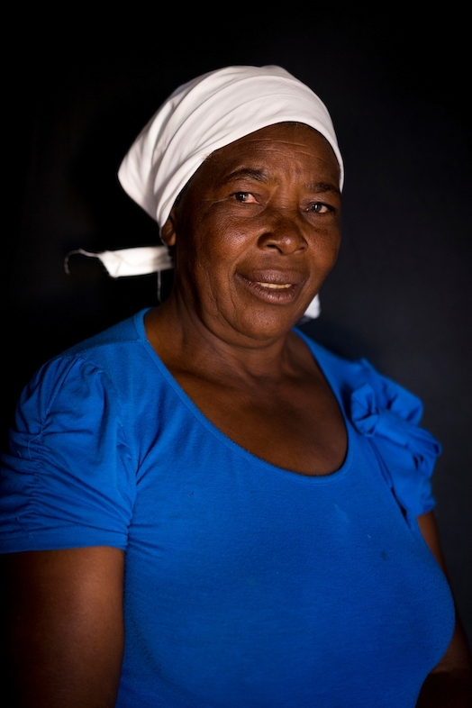 Portrait of 58 year old Magaret at home. © Melanie Wenger