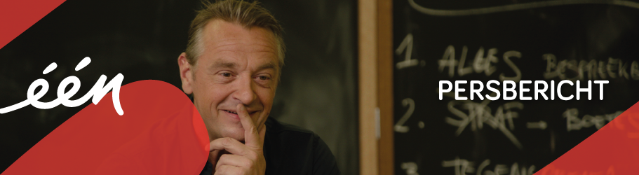 Tom Waes staat voor de klas: