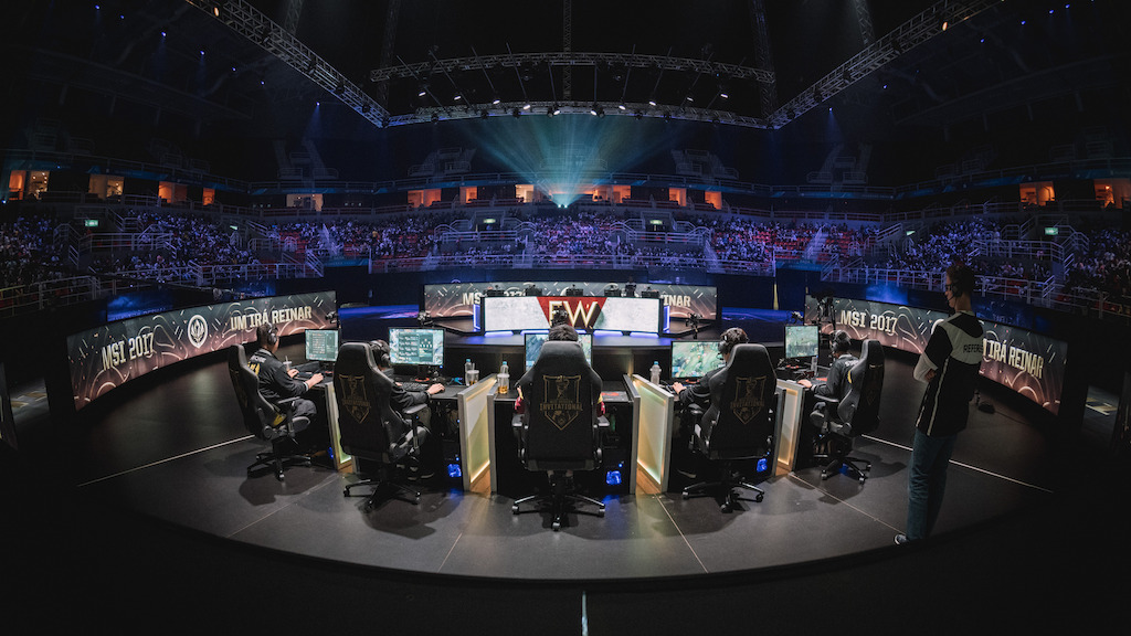 Flash Wolves