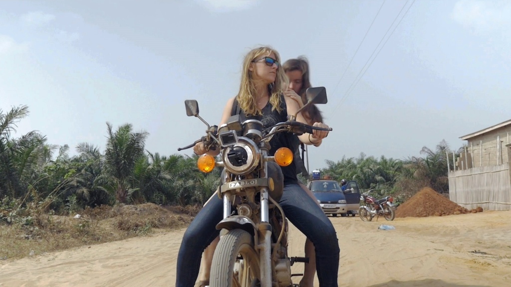 Benin: Yovo, Bonsoir - Loes Verhaege, Luca Putteman - (c) Roel Nollet