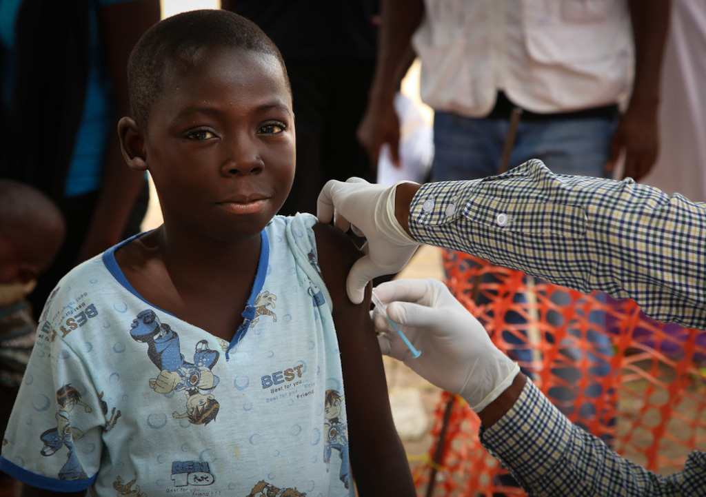 A child is vaccinated against meningitis in Damaturu, Nigeria. Photographer: Igor Barbero/MSF