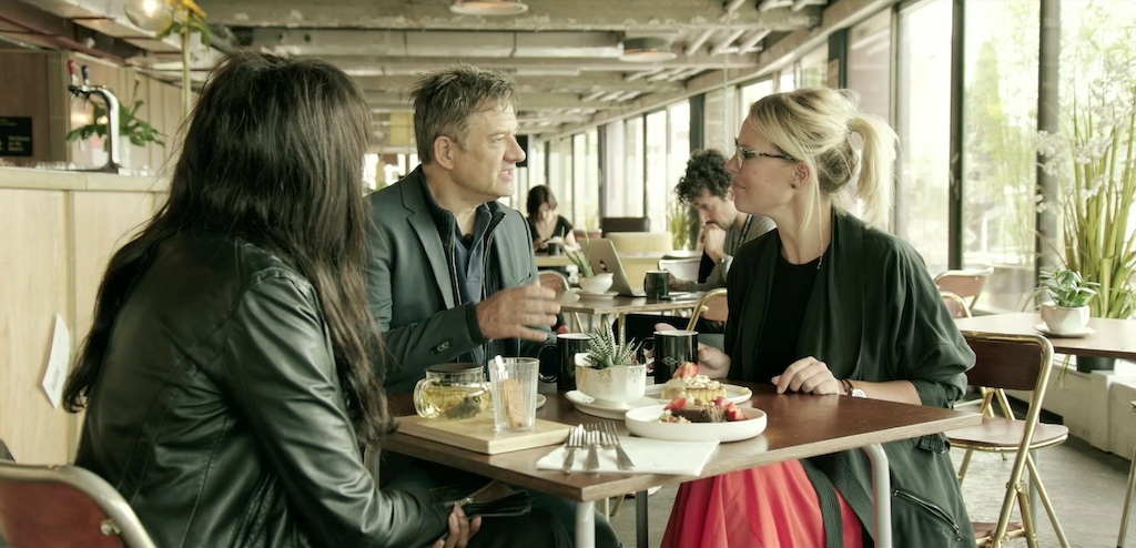 Eline De Munck, Élodie Ouédraogo en Bart Peeters<br/>Weg zijn wij (c) VRT