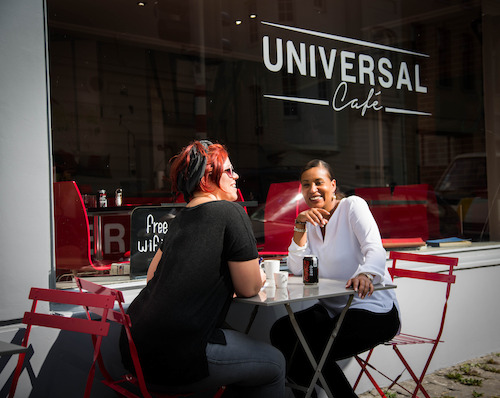 Universal Café 4