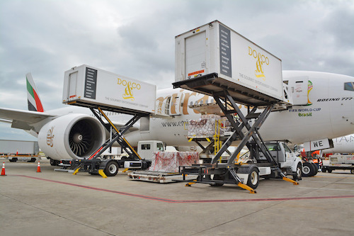 Cargo being offloaded from Emirates’ Boeing 777-200LR at Chicago’s O’Hare International Airport