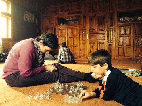 Phara bij de familie Berisha in Kosovo - (C) VRT