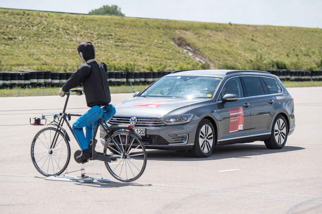 aeb cyclist