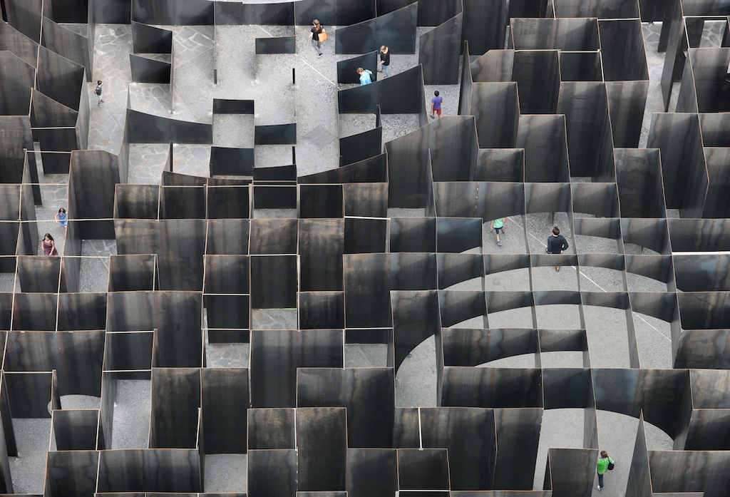 Gijs Van Vaerenbergh: Labyrint - (c) foto Filip Dujardin