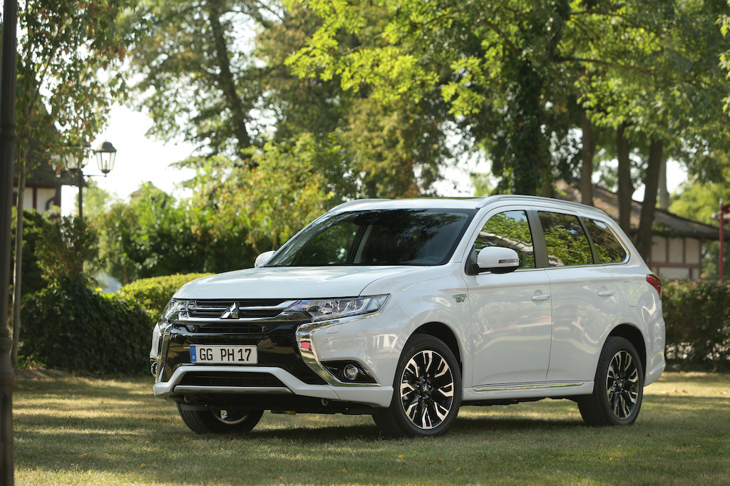 Outlander PHEV MY2017