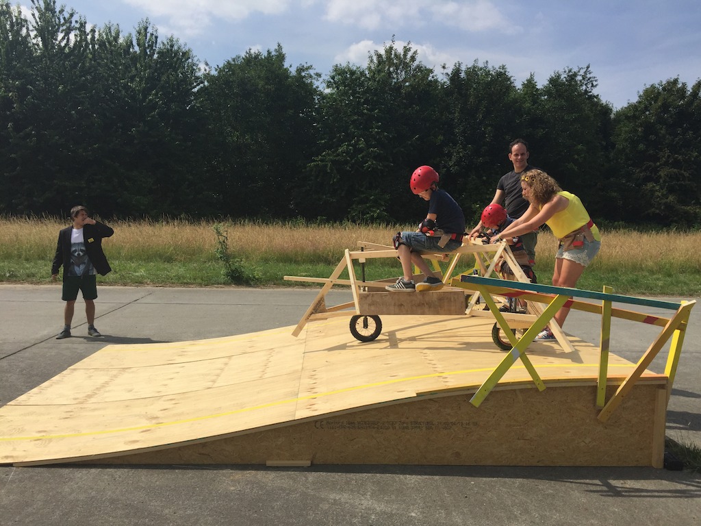 Week 1 - Familie Beenaerts bij start race