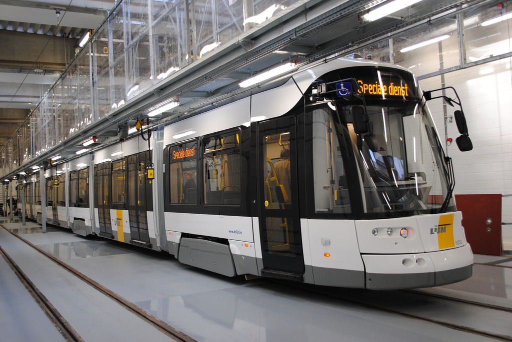 De Flexity 2-tram van De Lijn in de stelplaats Gentbrugge. Foto: De Lijn.