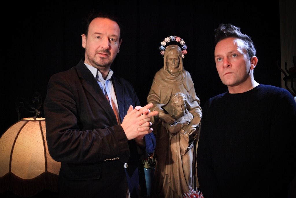 Vitalski (links) en Christophe Vekeman (c) VRT/Geert Van Hoeymissen