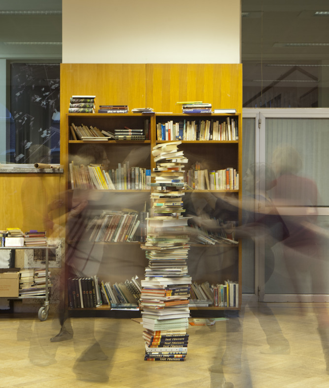 Bibliolympische Spelen: wie wordt de beste boekentorenbouwer?<br/>© Andrea Messana
