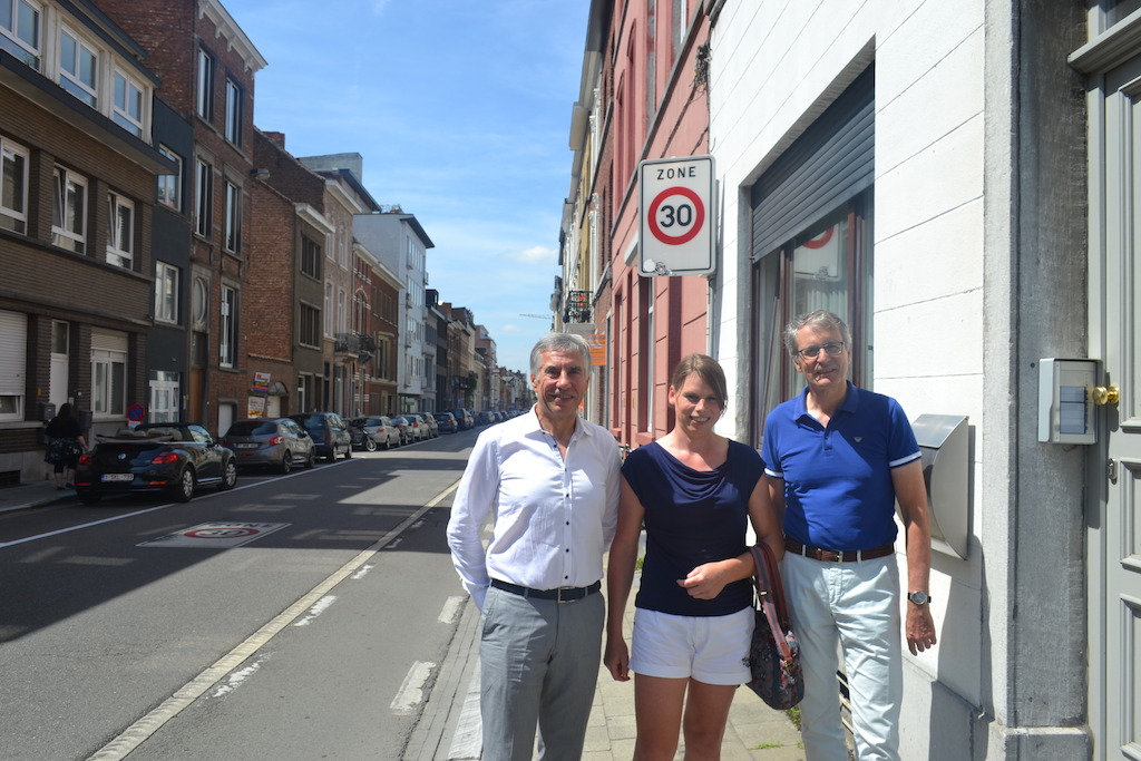 schepen Devlies, Anse Uyttersprot en schepen Dirk Robbeets in de Blijde Inkomststraat
