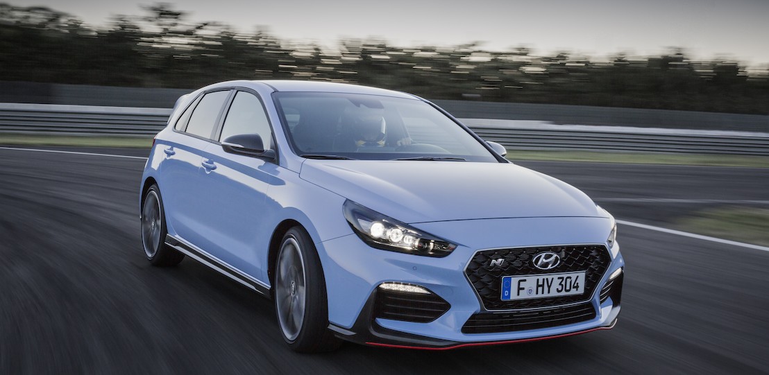 La nuova Hyundai i30 N: autentica auto sportiva per una guida coinvolgente e divertente
