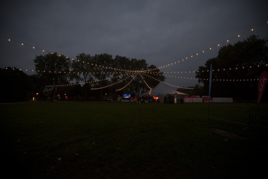 Thuis<br/>(c) VRT