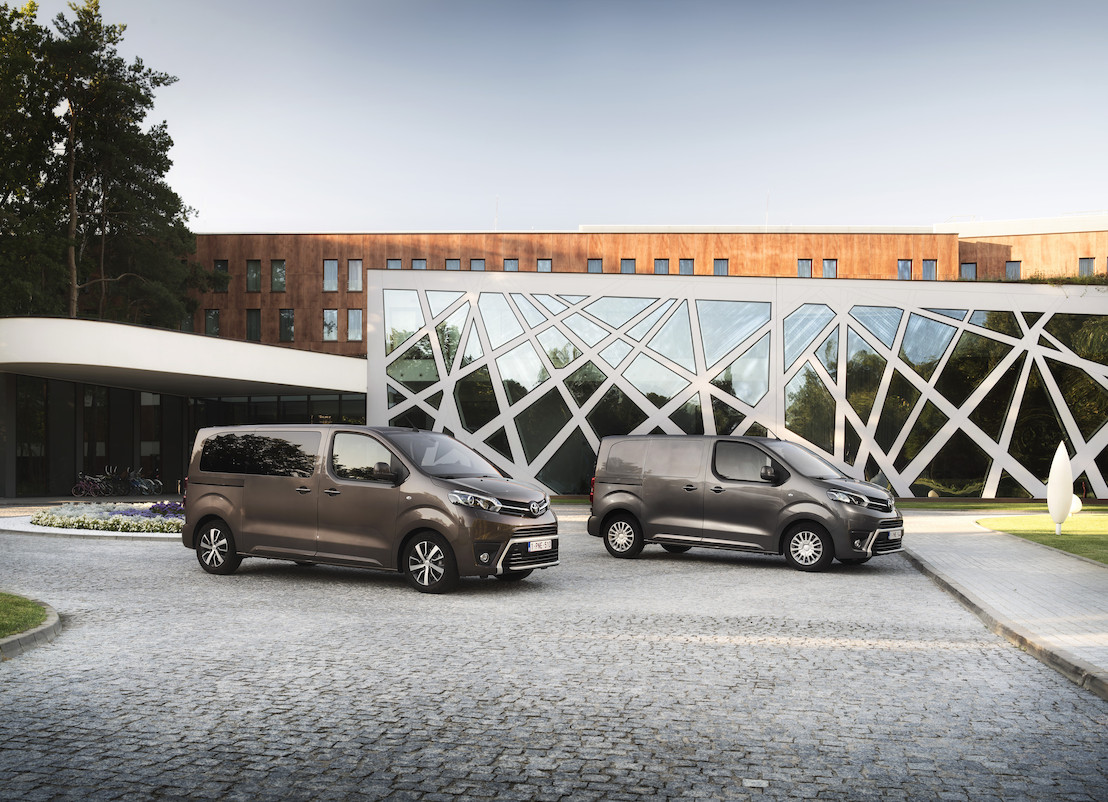 Fleetcommunicatie: bonusactie op PROACE Van en Hilux