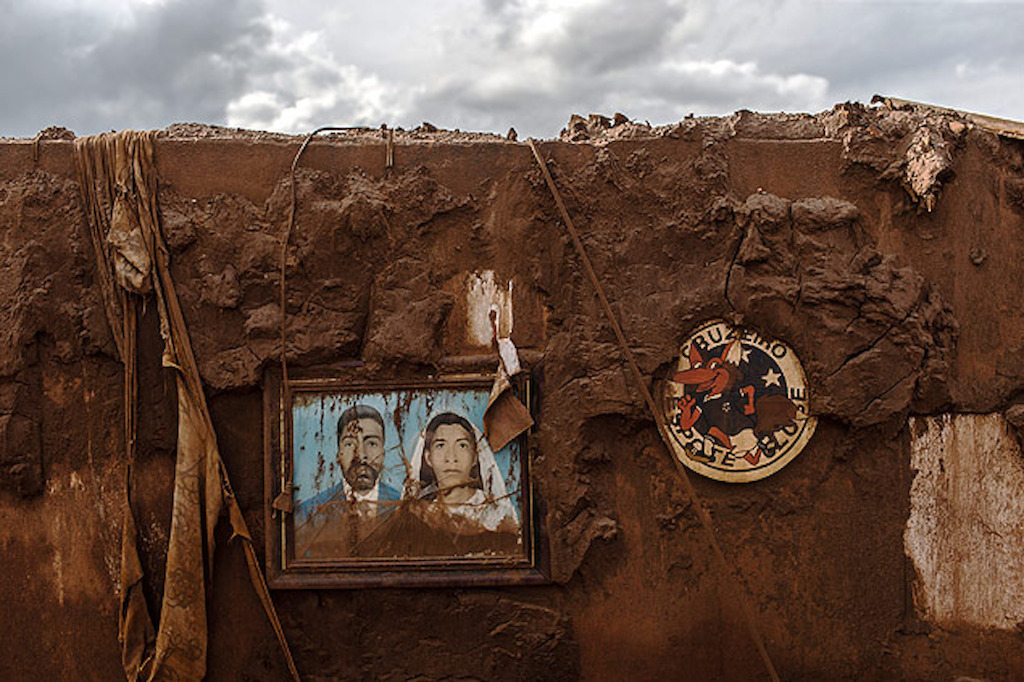 Mining stories - Silke Huysmans and Hannes Dereere - picture: Avener Prado