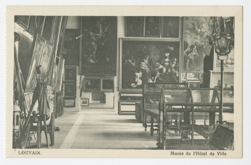Het museum in het stadhuis op het einde van de 19de eeuw<br/>Foto (c) M-Museum Leuven