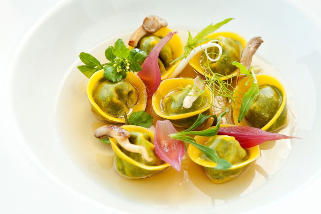 Cappellotti in brodo di cappone