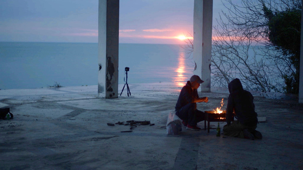 Bob Thissen en Jeroen Swingedouw in Exitus - Off World