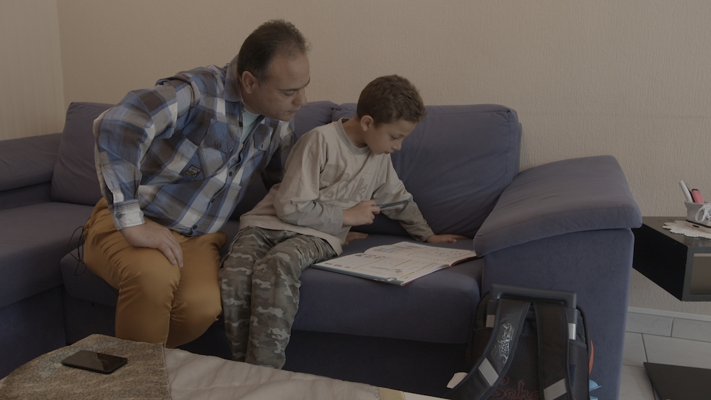 Koppen: Samir en zoon<br/>(c) VRT