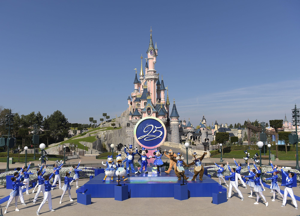 25-26 MAART 2017 - OFFICIËLE START VAN DE 25ste VERJAARDAG VAN DISNEYLAND® PARIS
