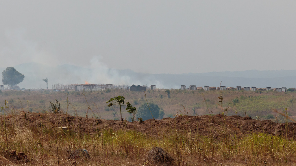 The precarious situation in which they were living remained largely unchanged for months, but has worsened in recent weeks. An increase in tensions between communities has resulted in fighting around Kalémie. In Moni settlement, makeshift houses were set alight. Photographer: Stéphane Reynier de Montlaux/MSF