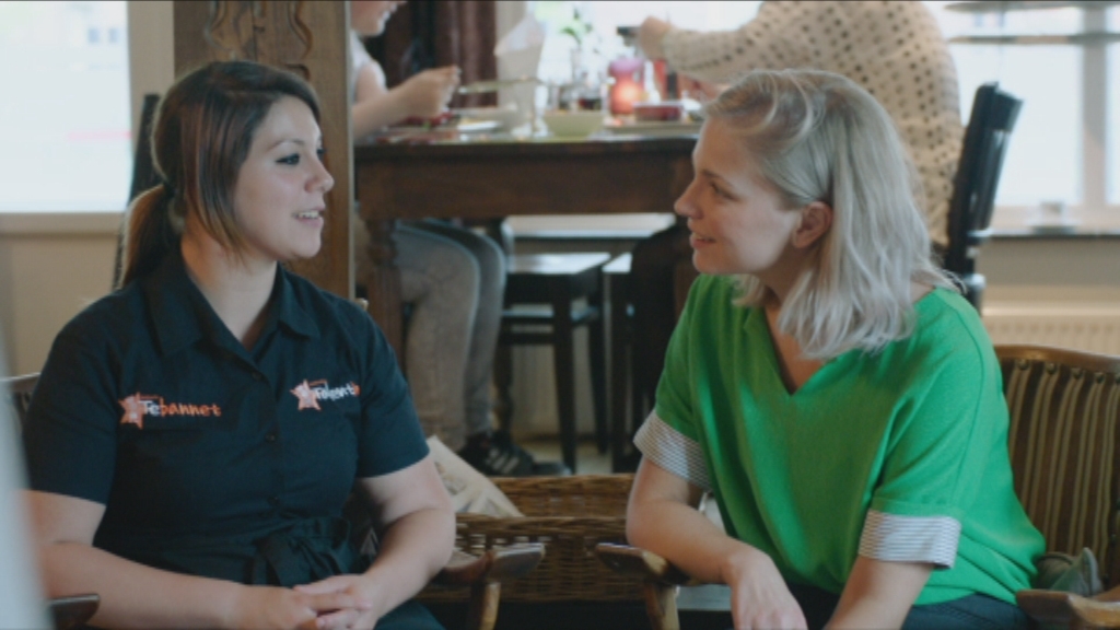Te goedkoop om waar te zijn met Julie Van den Steen<br/>1000 zonnen (c) VRT