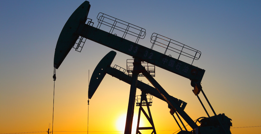 Plastics recycling resists low oil prices