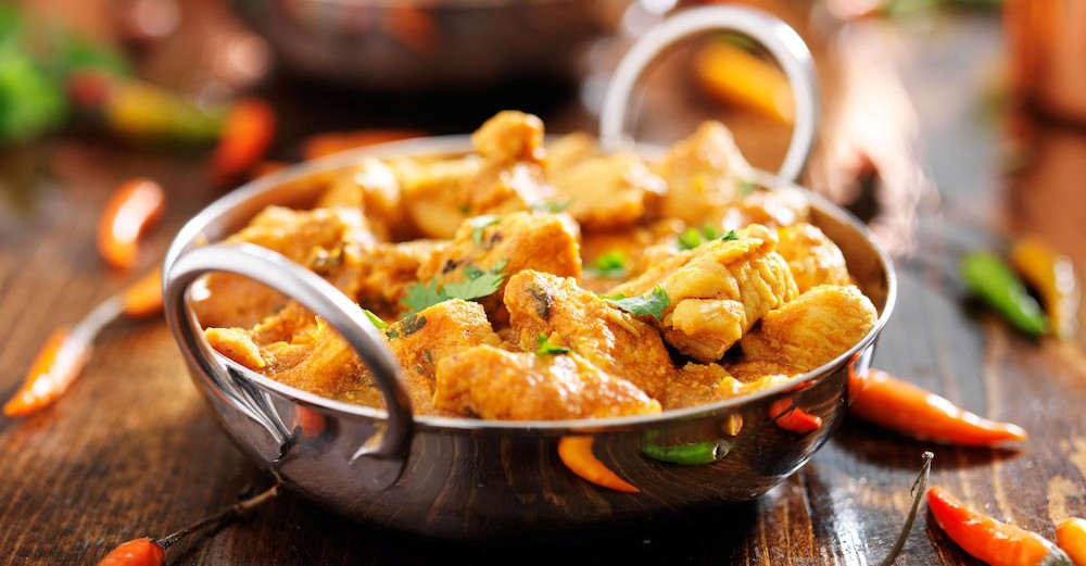 PASSIONE POLLO ETNICO. AL CURRY, ALLE MANDORLE, IN AGRODOLCE O NEI TACOS: ECCO COME PREPARARE LE RICETTE ESOTICHE PIÙ AMATE DAGLI ITALIANI