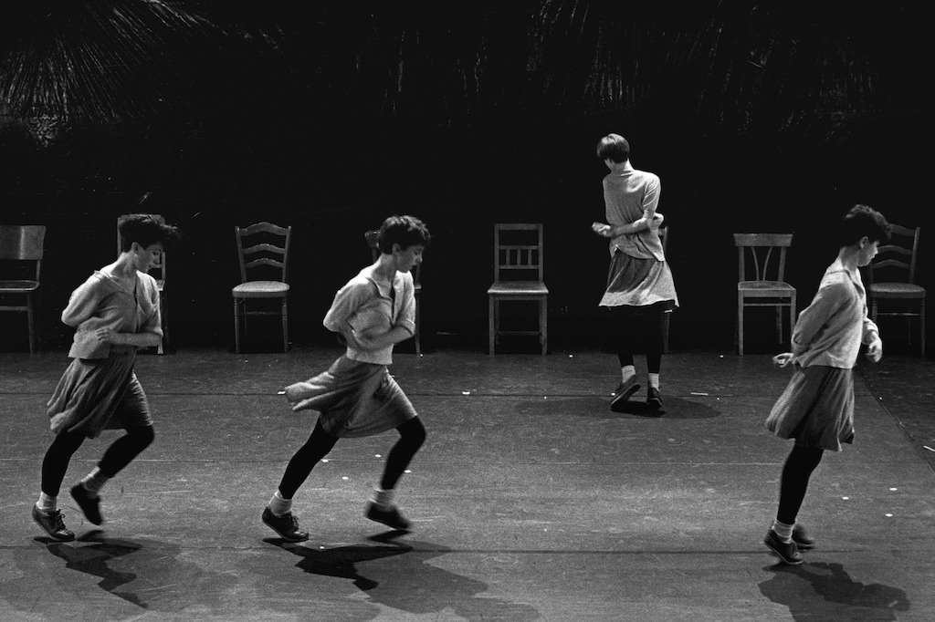 Rosas Danst Rosas - 21>25/06 + 27>29/06 © Jean-Luc Tanghe