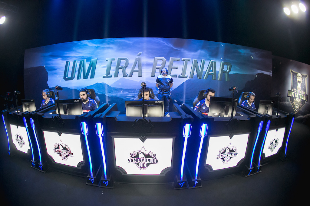 SuperMassive eSports
