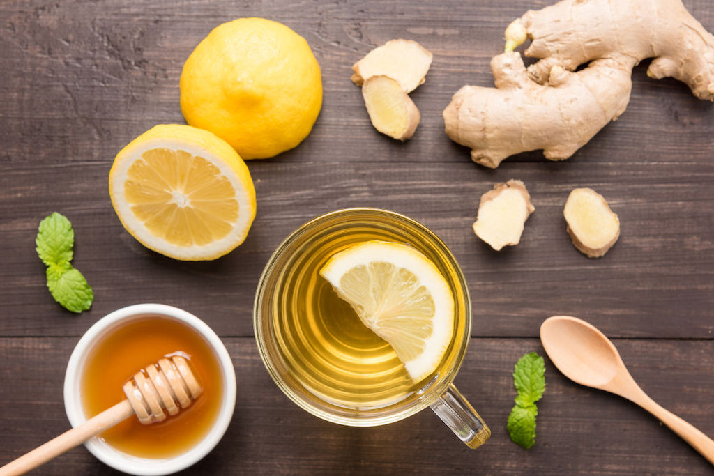 4_limone e acqua calda per dimagrire