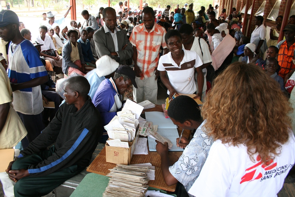 Everyday, the MSF supported HIV clinic at Epworth has long queues of patients waiting to see an MSF doctor. Photographer: Joanna Stavropoulou