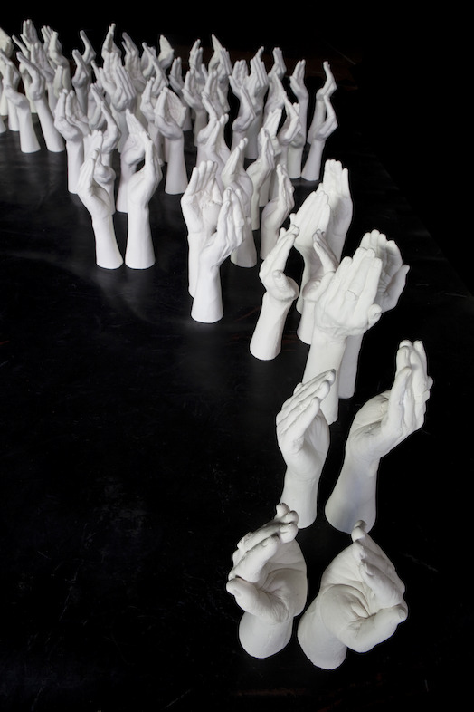 Miet Warlop - Crumbling Down the Cirlce of my Iconoclasm - 24/3 > 1/4 © Reinout Hiel