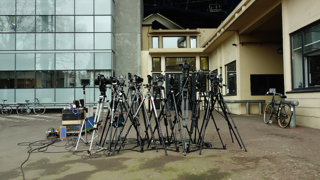 Video / Black Box 27.04 - 30.04: Sebastian Brameshuber - In, Over & Out