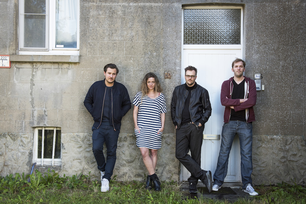 Telenet presents De Dag in cooperation with VIER – an exciting drama series by Jonas Geirnaert and Julie Mahieu, a production of FBO and Woestijnvis and with support of VAF/Mediafonds