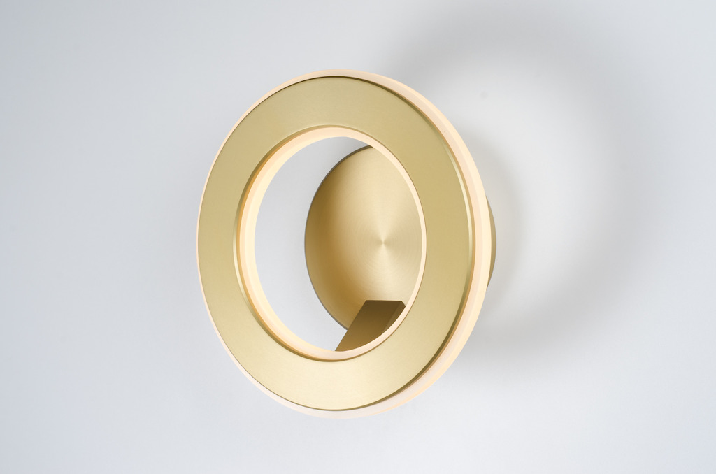 Karice<br/>Electron Wall Sconce in gold