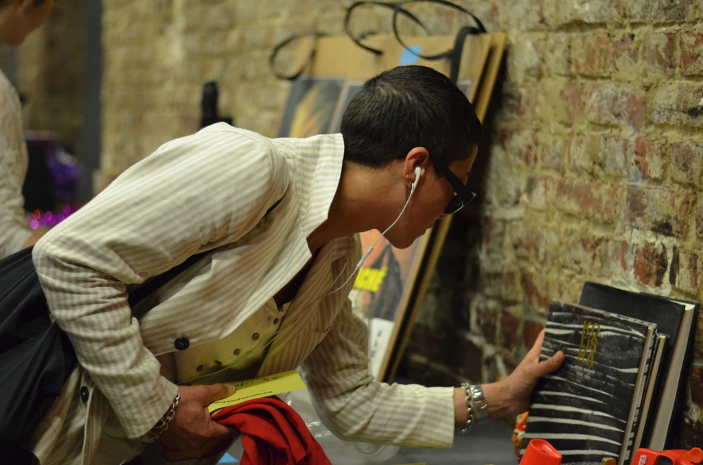 7/06 Garage Sale @ Beursschouwburg - foto: Despina Vassiliadou