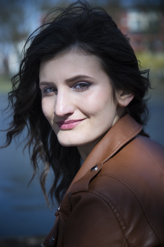 Leyla - gespeeld door Angela Jakaj - (c) VRT / Lies Willaert