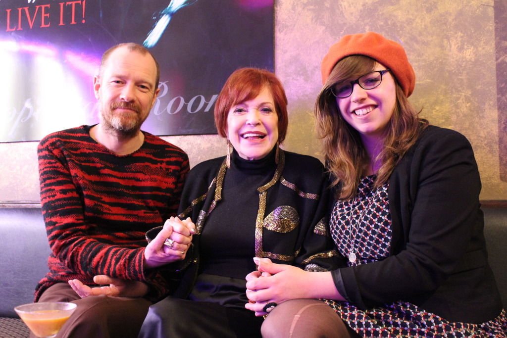 Kurt Overbergh, zangeres Annie Ross en Annelies Moons in New York (c) VRT - Leen Van Severen