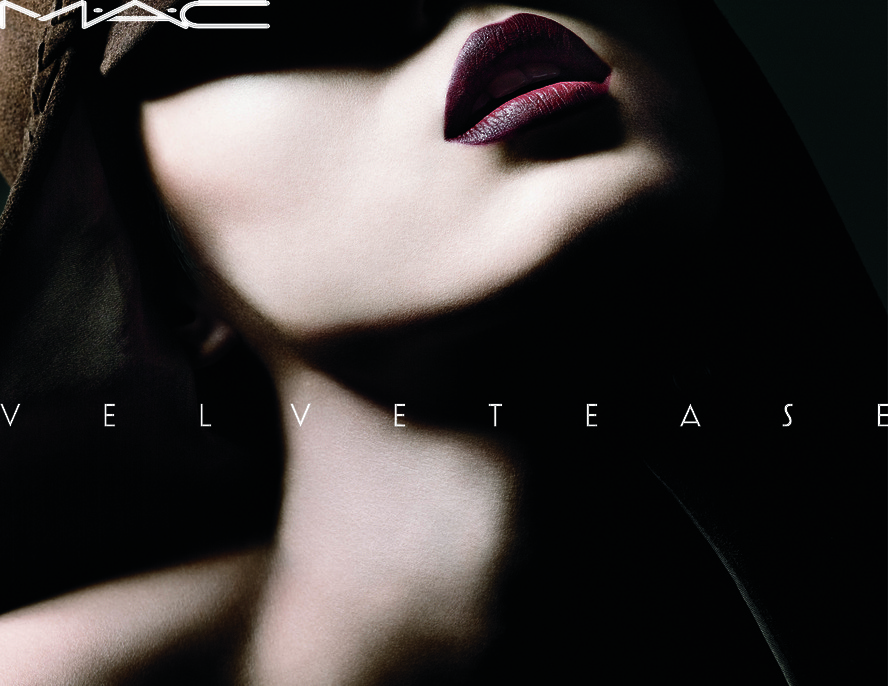 M.A.C Cosmetics - Velvetease Lip Pencil