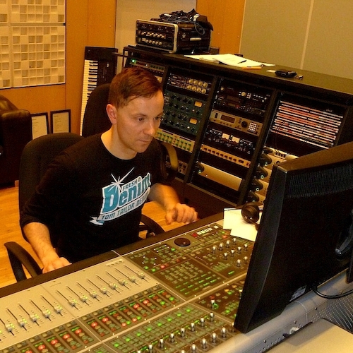 Create music through hacking & game controllers