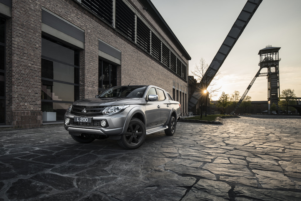 Mitsubishi L200 100th Anniversary Pack